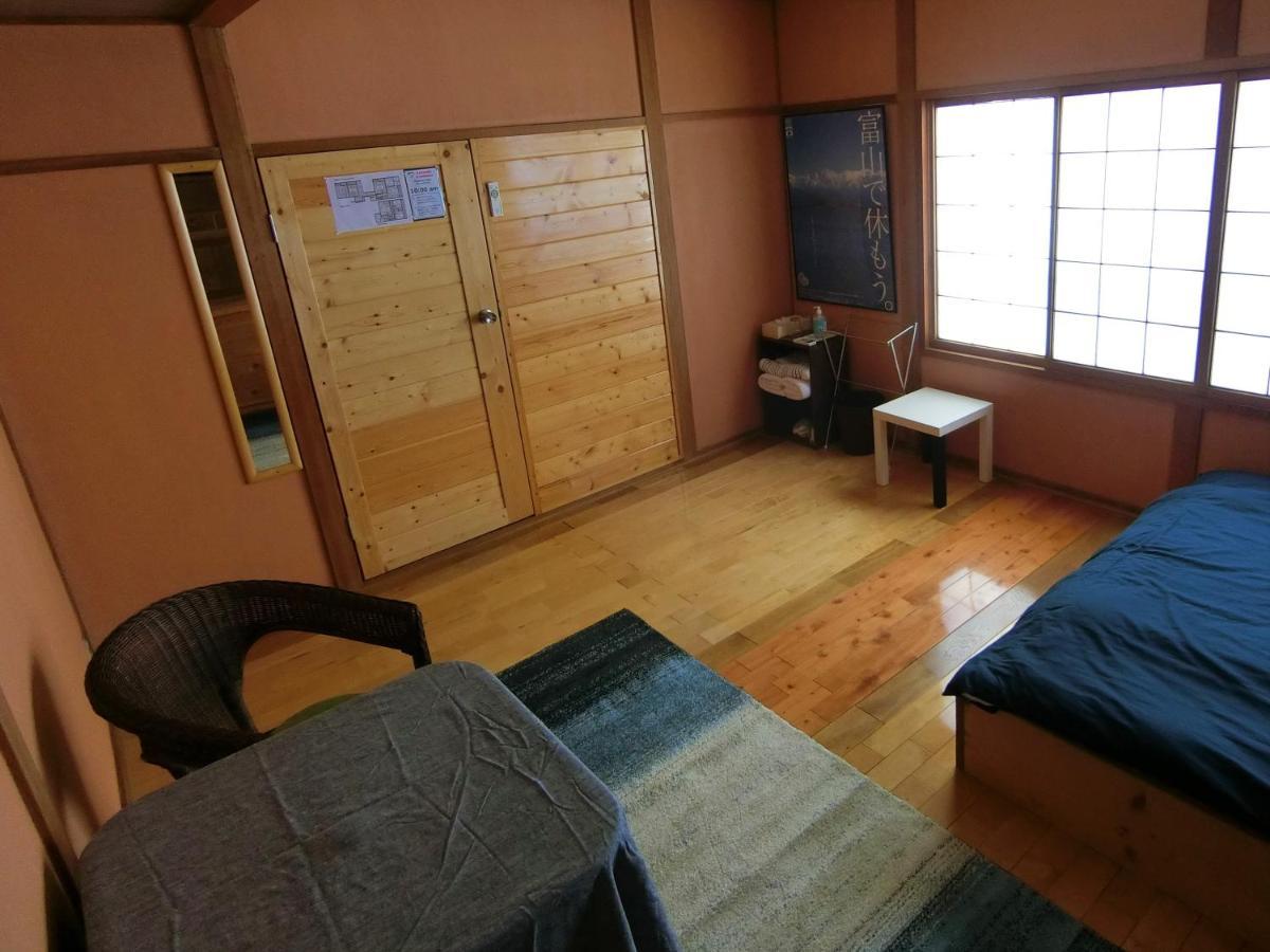 טויאמה Shirokuma Inn מראה חיצוני תמונה